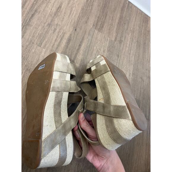 Antelope Tan Platform Sandals Sz 37 - Picture 5 of 5